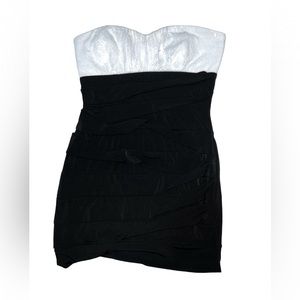 Black & White Tight Fitted Short Sleeveless Dress